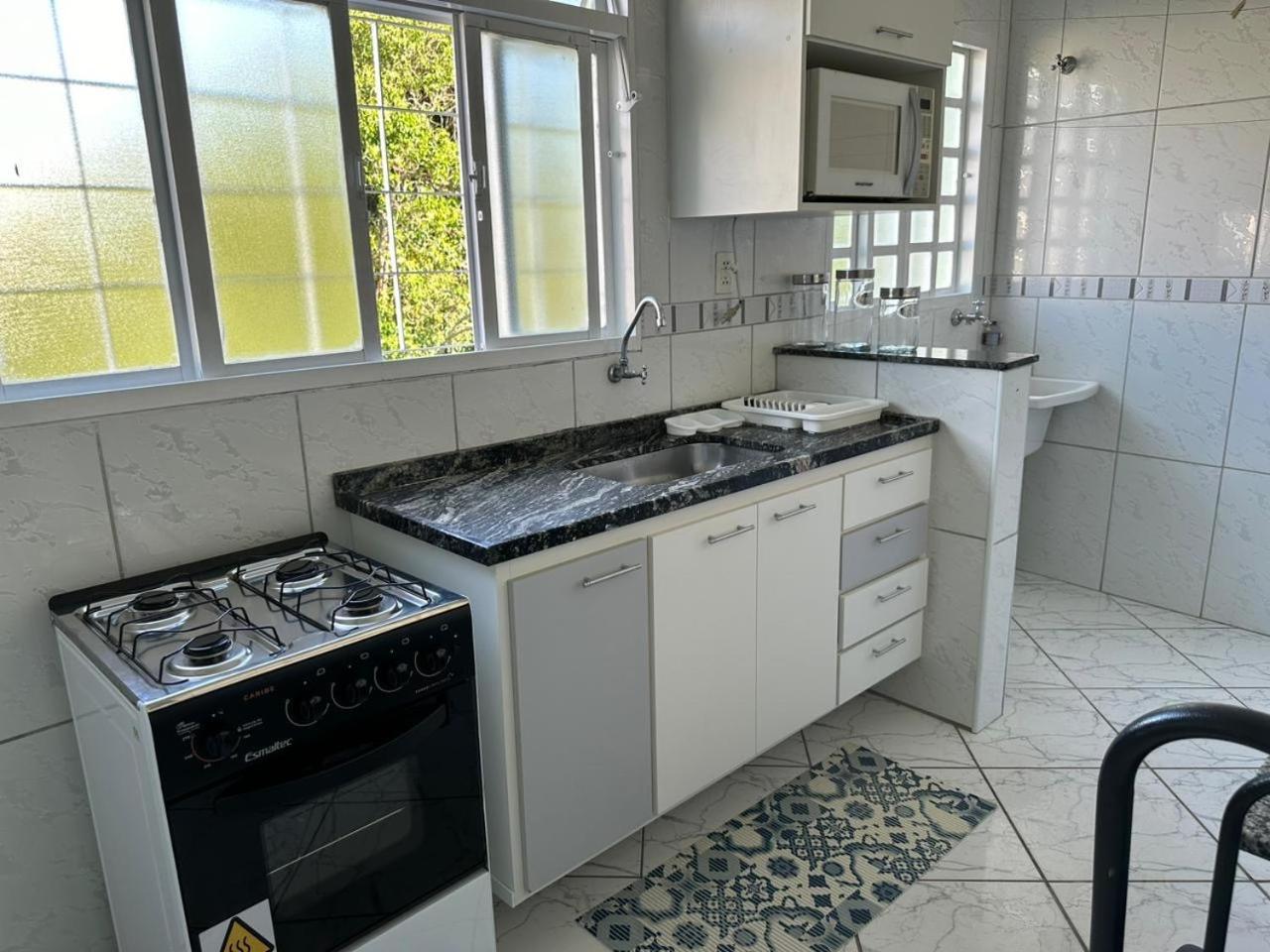 Apartamento Bem Localizado Серра-Негра Екстер'єр фото